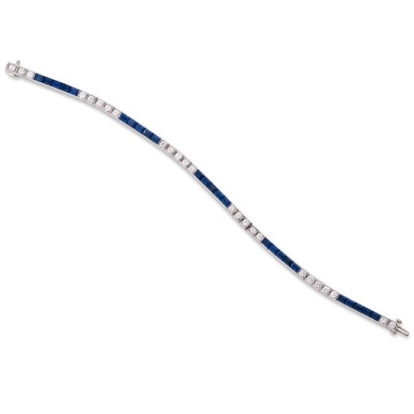 OSCAR HEYMAN Platinum Diamond & Sapphire Line Bracelet