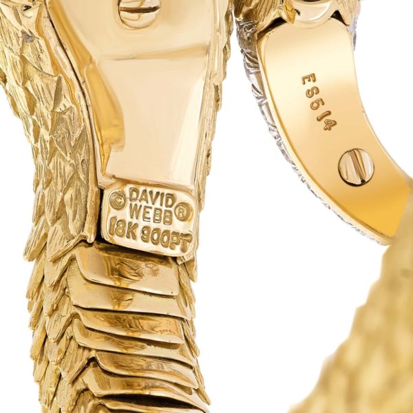 DAVID WEBB Diamond and Carved Emerald Snake Charmer Cuff Bracelet - Image 2